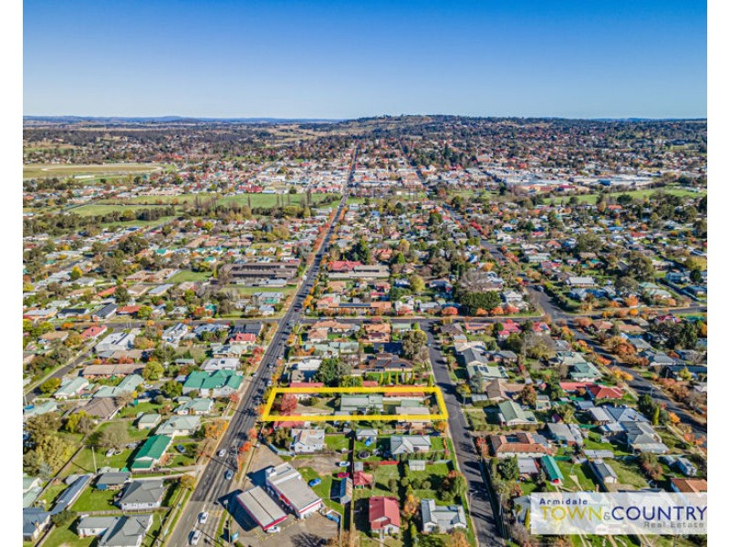 8 Marsh Street, Armidale NSW 2350