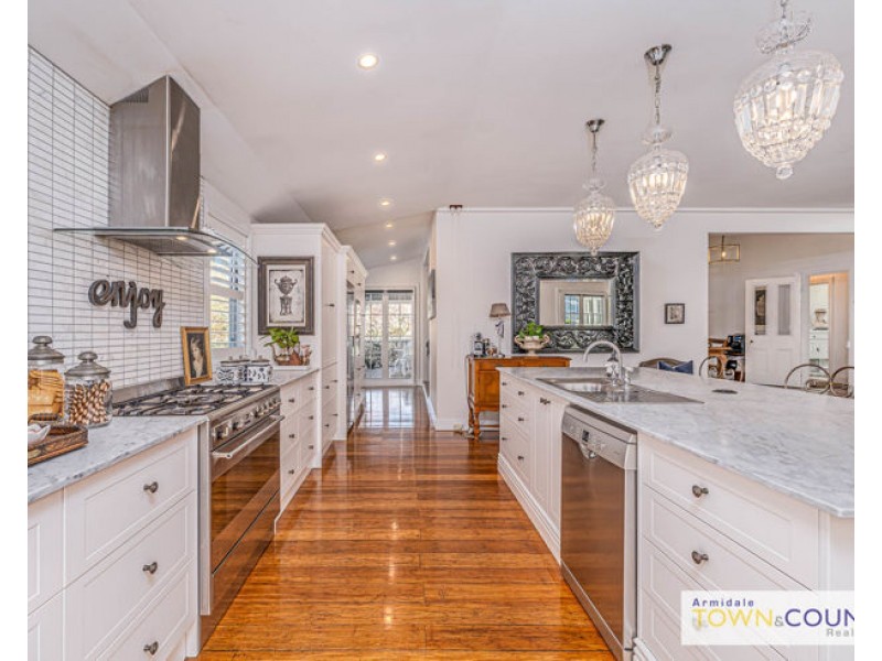 99 Donnelly Street, Armidale NSW 2350