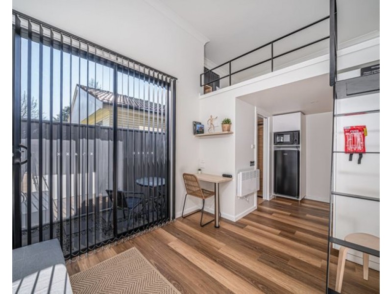 Room 4/7 Helen Avenue, Armidale NSW 2350