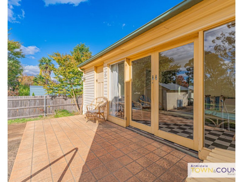 73 Mann Street, Armidale NSW 2350