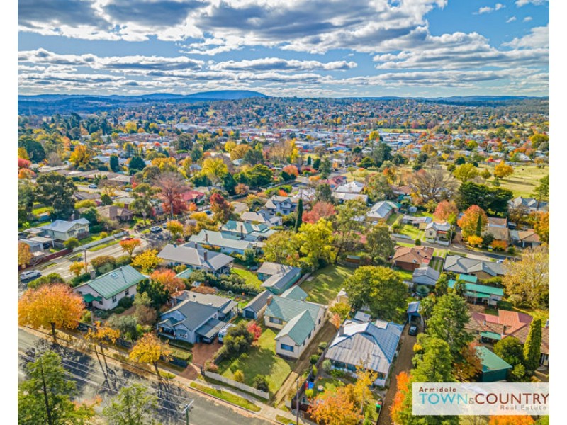 73 Mann Street, Armidale NSW 2350