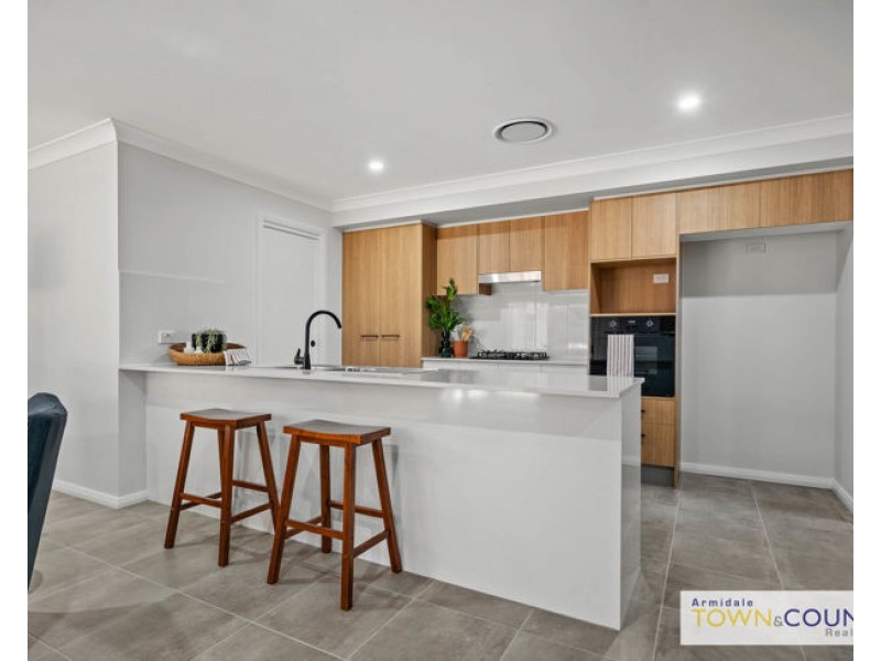 1 Willow Way, Armidale NSW 2350