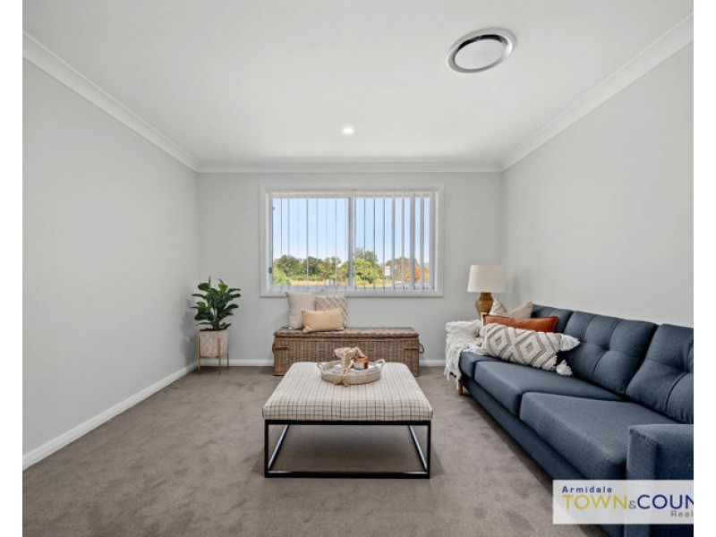 1 Willow Way, Armidale NSW 2350