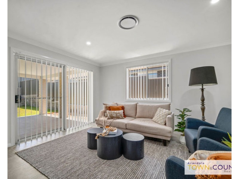 1 Willow Way, Armidale NSW 2350