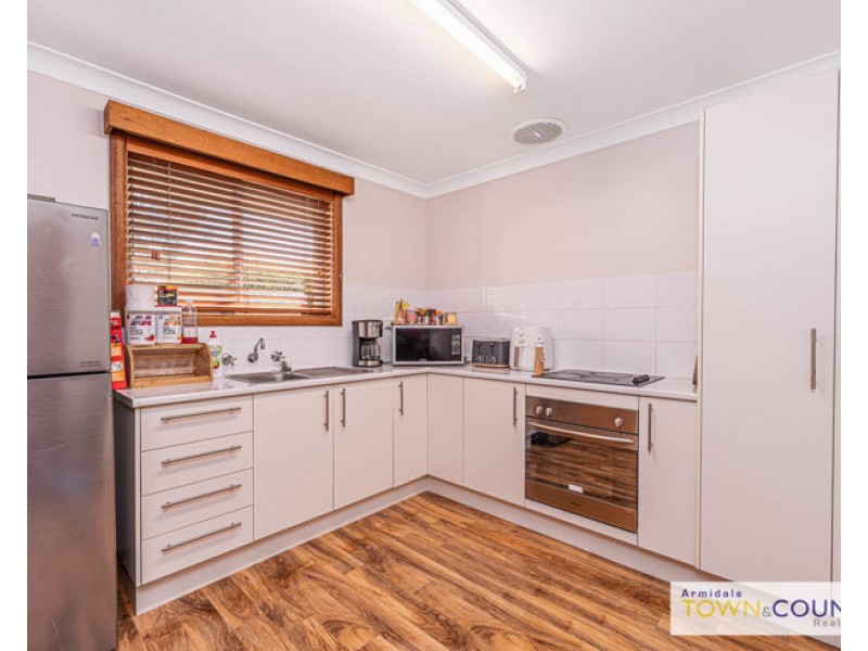 2/114 Mann Street, Armidale NSW 2350
