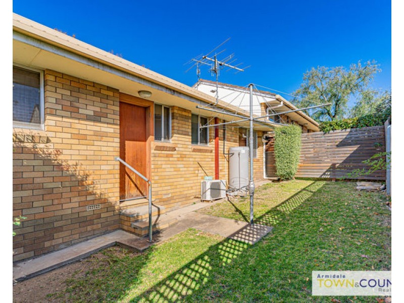 2/114 Mann Street, Armidale NSW 2350