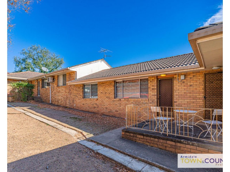 2/114 Mann Street, Armidale NSW 2350