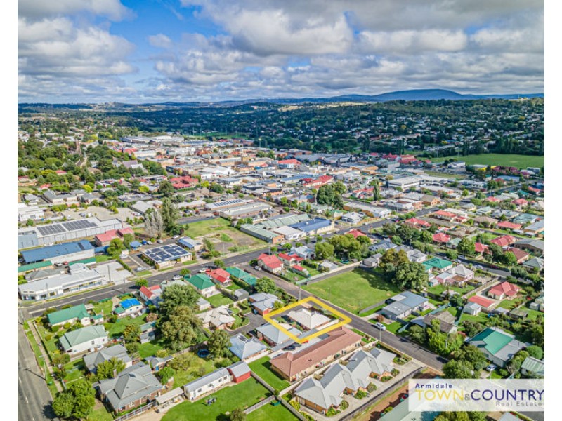 3/ 10 -12 Speare Avenue, Armidale NSW 2350