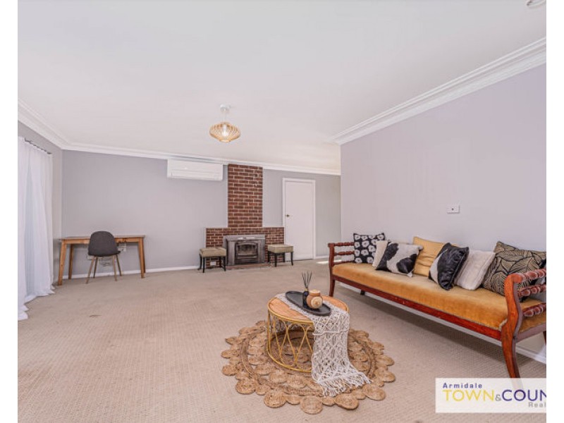 39 Hargrave Street, Armidale NSW 2350