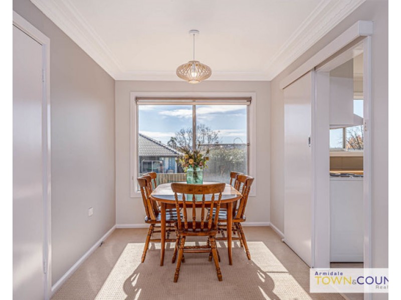 39 Hargrave Street, Armidale NSW 2350