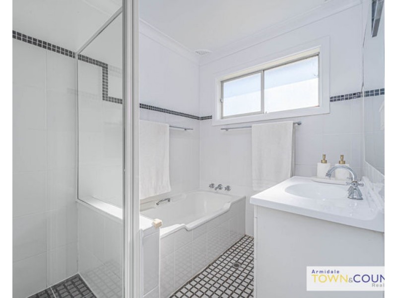 39 Hargrave Street, Armidale NSW 2350