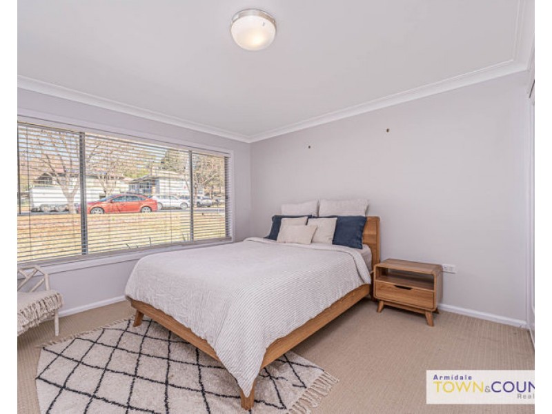39 Hargrave Street, Armidale NSW 2350