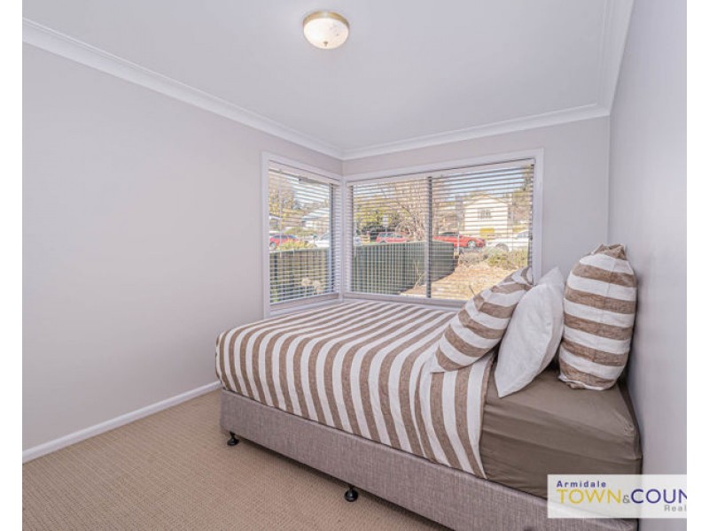 39 Hargrave Street, Armidale NSW 2350