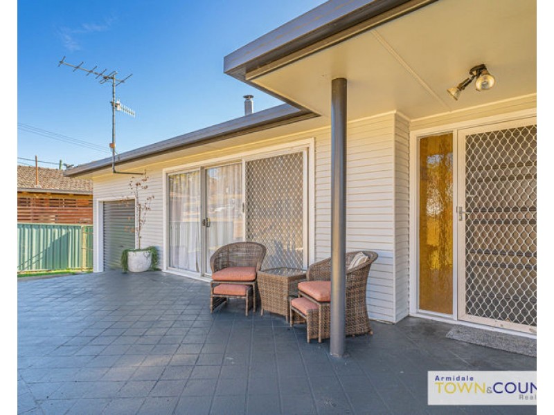 39 Hargrave Street, Armidale NSW 2350
