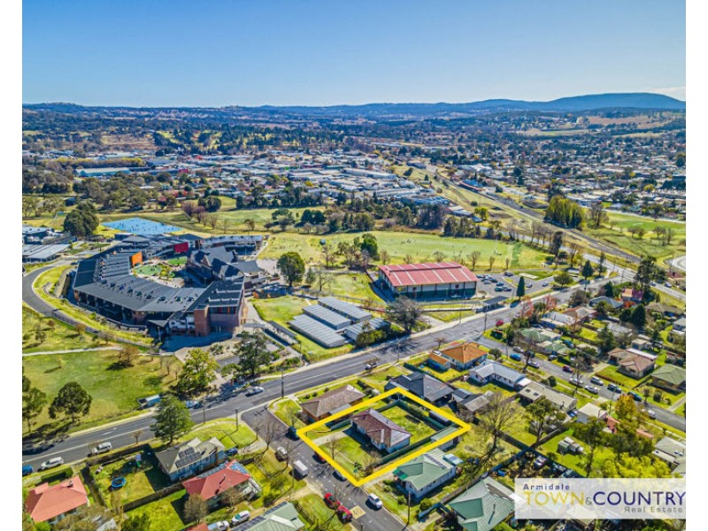 39 Hargrave Street, Armidale NSW 2350