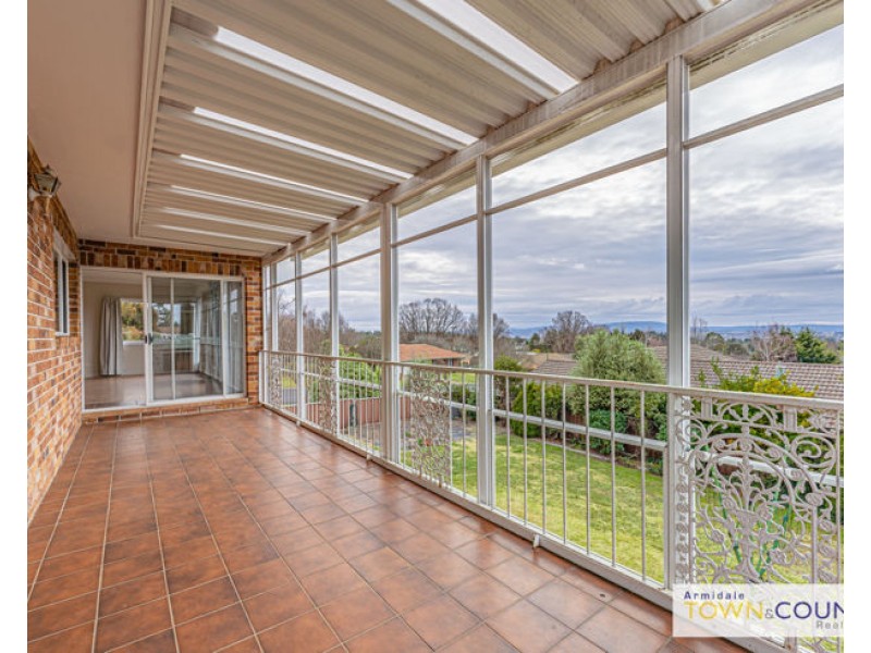 1 Merino Terrace, Armidale NSW 2350