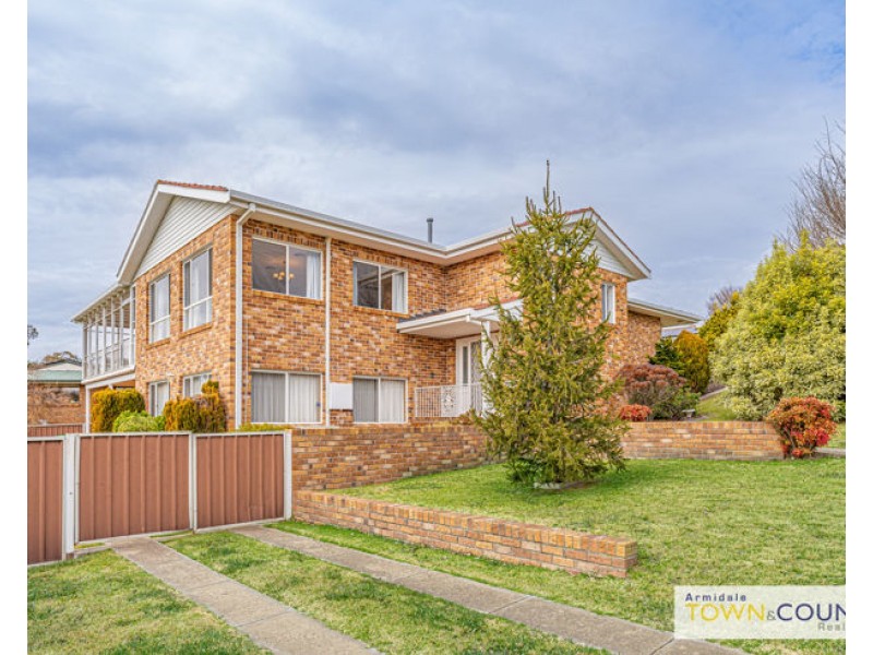1 Merino Terrace, Armidale NSW 2350