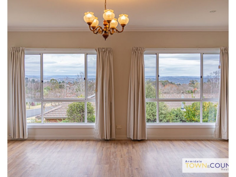 1 Merino Terrace, Armidale NSW 2350