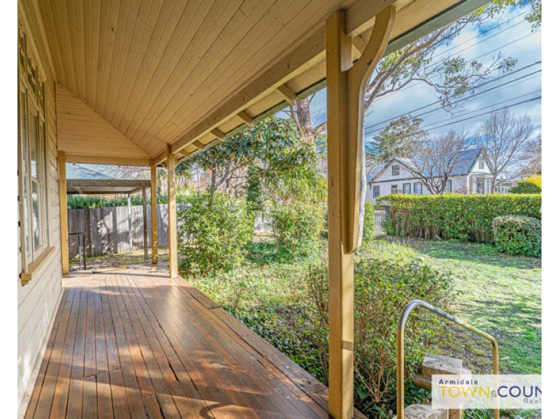 151 Faulkner Street, Armidale NSW 2350