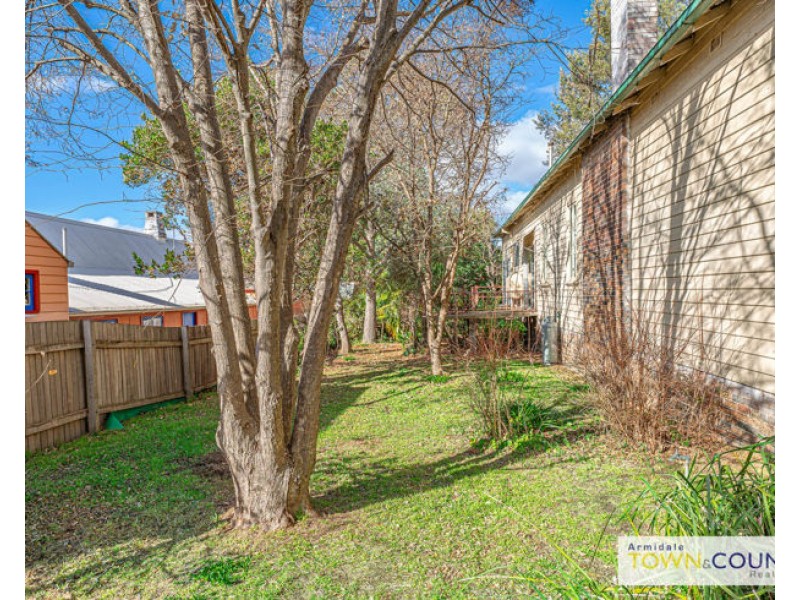 151 Faulkner Street, Armidale NSW 2350