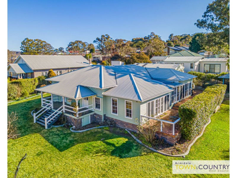 24 Faulkner Street, Armidale NSW 2350