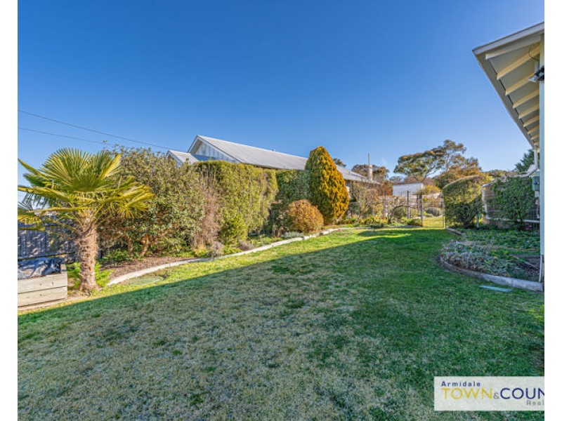 24 Faulkner Street, Armidale NSW 2350
