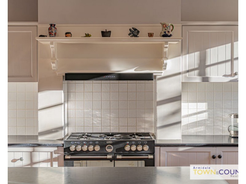 24 Faulkner Street, Armidale NSW 2350