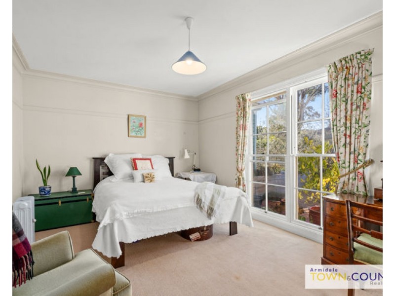 24 Faulkner Street, Armidale NSW 2350