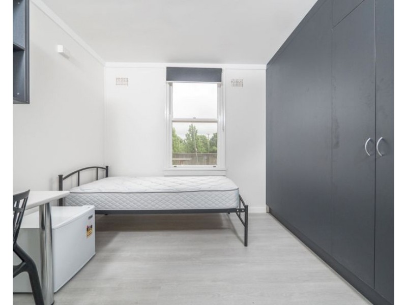 Room at 60 Claude Street, Armidale NSW 2350