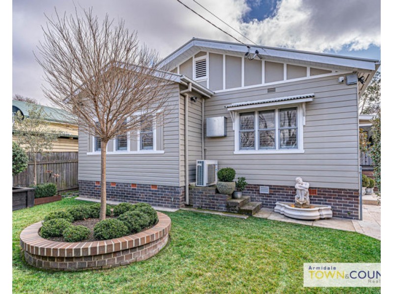 101 Donnelly Street, Armidale NSW 2350
