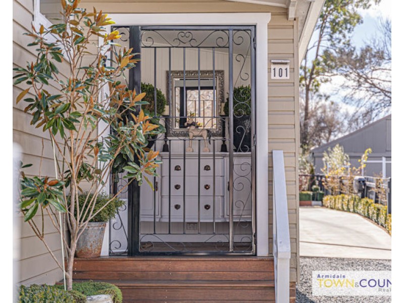 101 Donnelly Street, Armidale NSW 2350