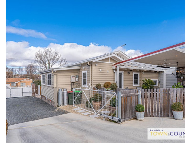 101 Donnelly Street, Armidale NSW 2350