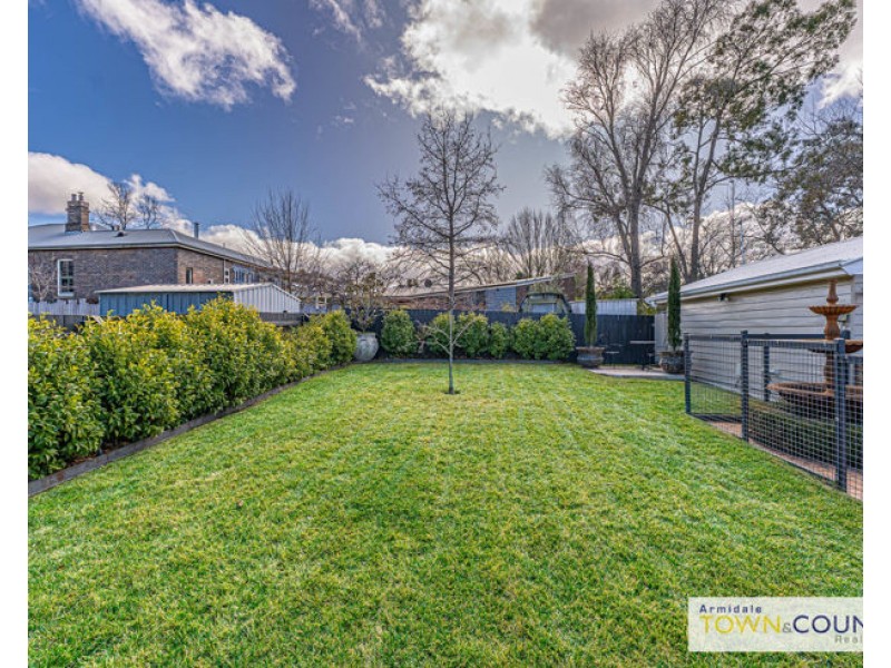 101 Donnelly Street, Armidale NSW 2350