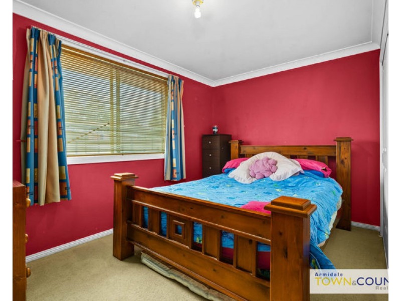 17 Aldred Avenue, Armidale NSW 2350