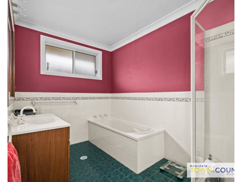 17 Aldred Avenue, Armidale NSW 2350