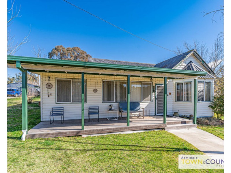 1 Marsh Street, Uralla NSW 2358
