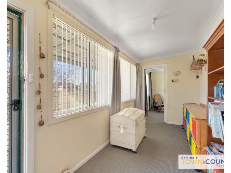 1 Marsh Street, Uralla NSW 2358