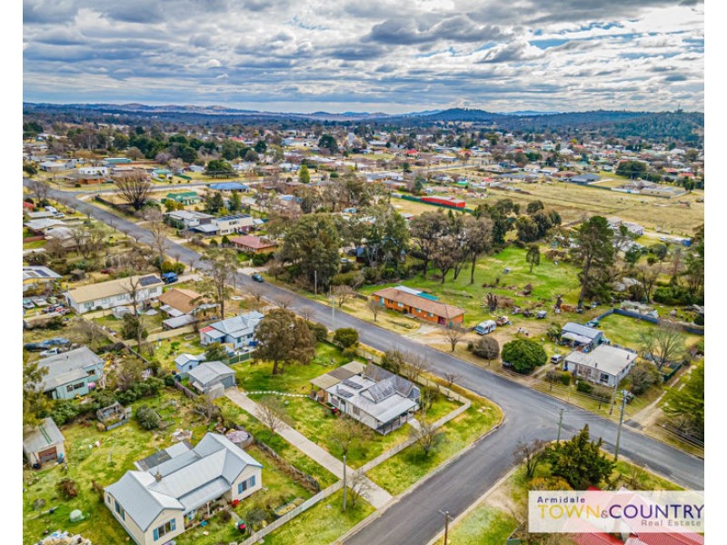 1 Marsh Street, Uralla NSW 2358