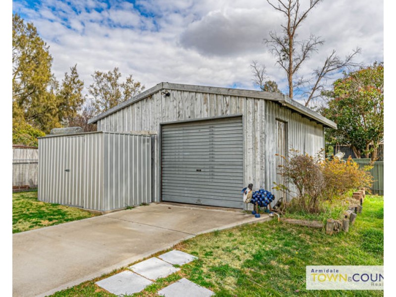 1 Marsh Street, Uralla NSW 2358