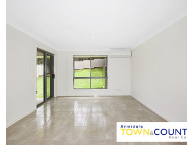 1/11 Grandview Crescent, Armidale NSW 2350