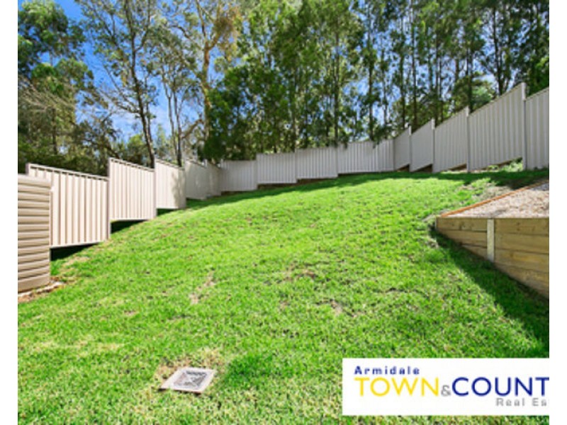1/11 Grandview Crescent, Armidale NSW 2350