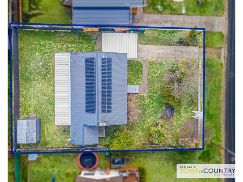 12 Chestnut Avenue, Armidale NSW 2350