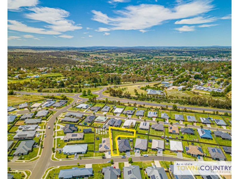 14a Spearmount Drive, Armidale NSW 2350