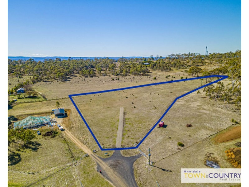 38 Lingerwood Place, Armidale NSW 2350