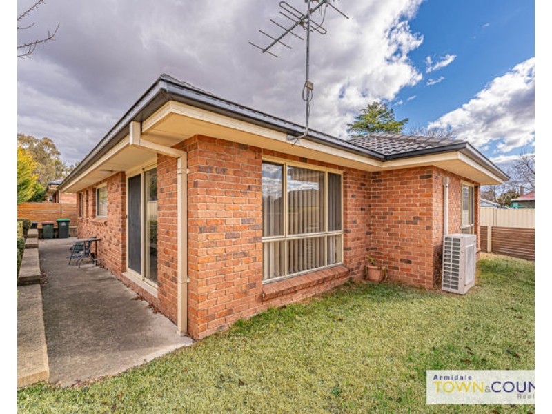 1/156 Barney Street, Armidale NSW 2350