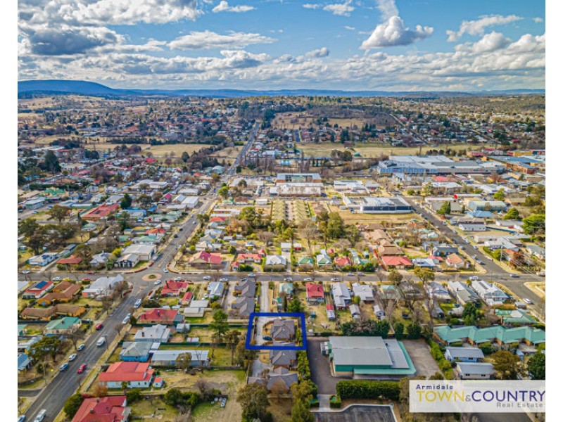 1/156 Barney Street, Armidale NSW 2350