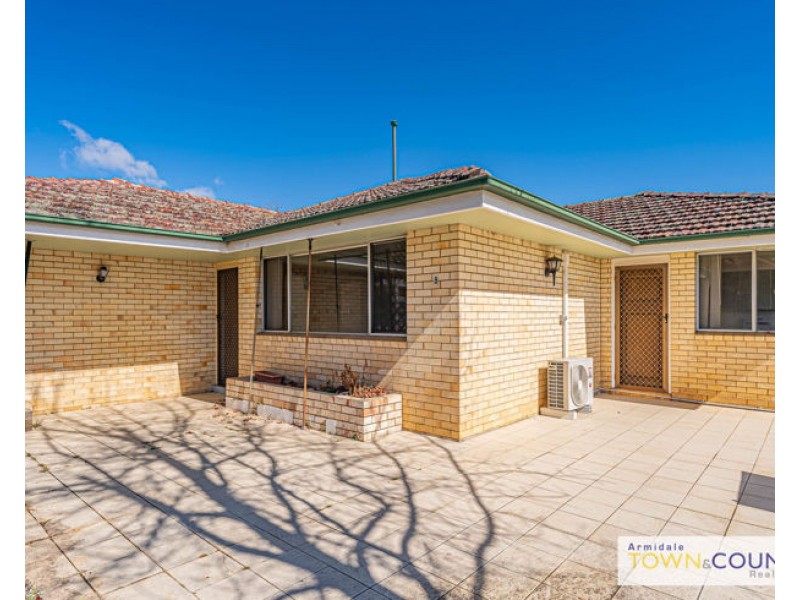 9 McShane Avenue, Armidale NSW 2350