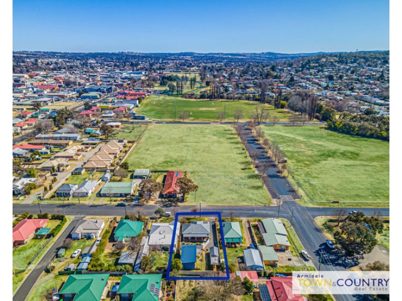 75 Douglas Street, Armidale NSW 2350