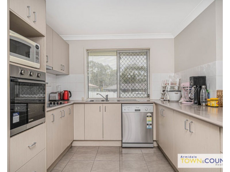 22 Earle Page Drive, Armidale NSW 2350