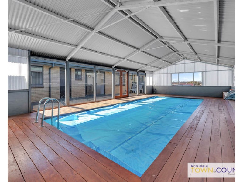 14 Richardson Avenue, Armidale NSW 2350
